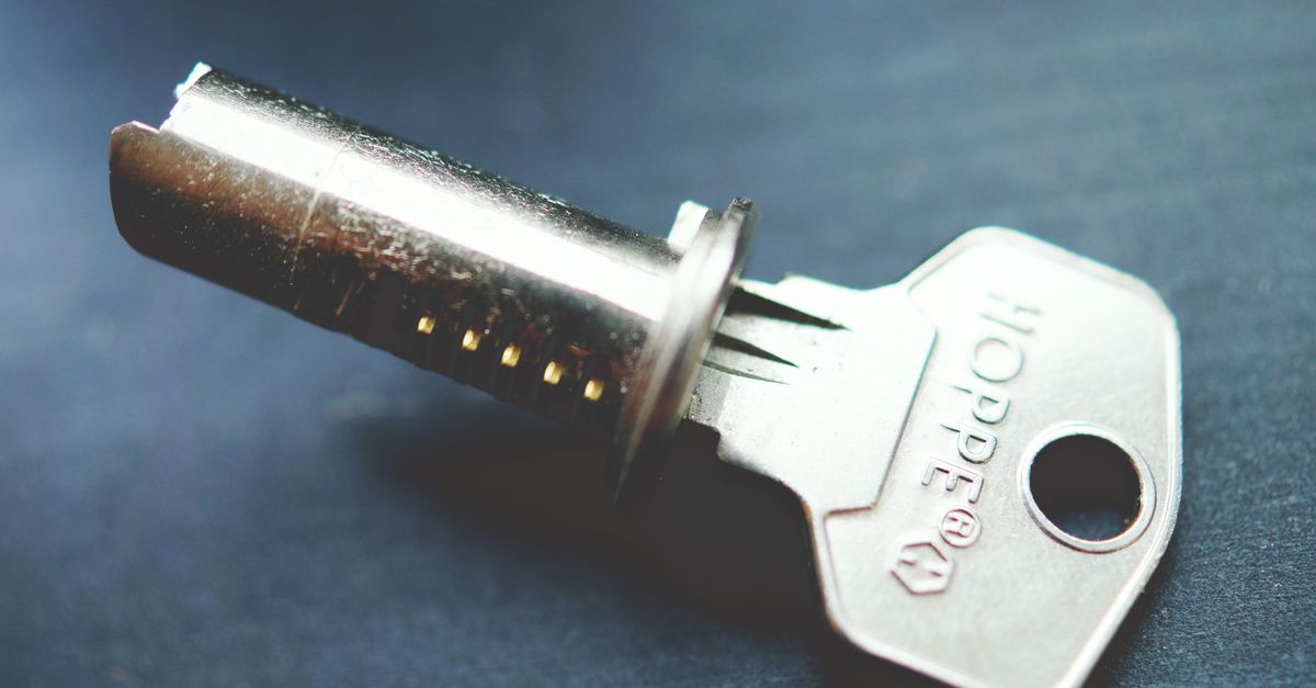 locksmith at work residential — Maplewood Locksmith